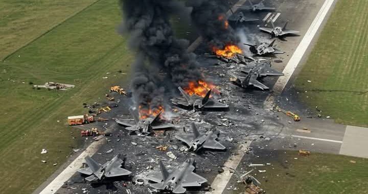 😮😮😮BREAKING NEWS :B-2 Spirit Crash was shot down to…See more
